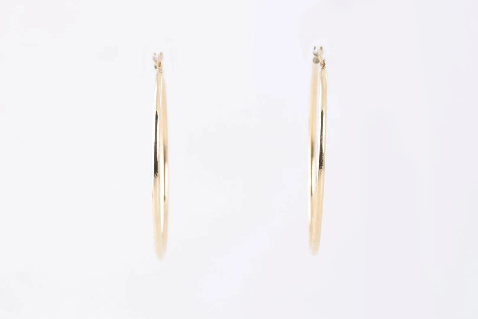 14k Yellow Gold Hoop Earrings (1.44g.)