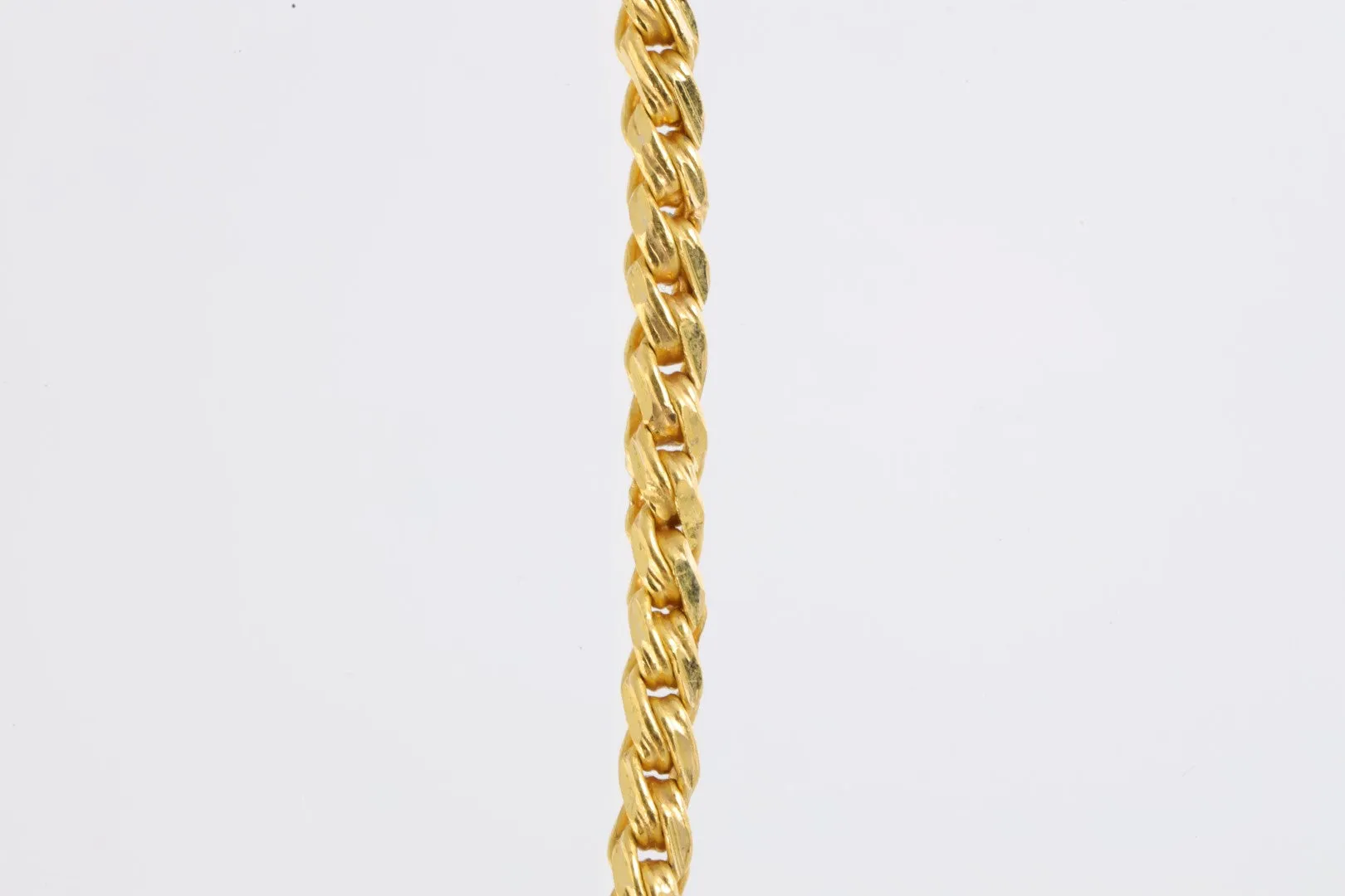 18" 22k Yellow Gold Chain (30.40g.)