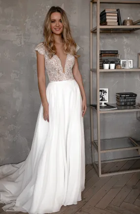 Chiffon Lace Wedding Dress Aviv Fly