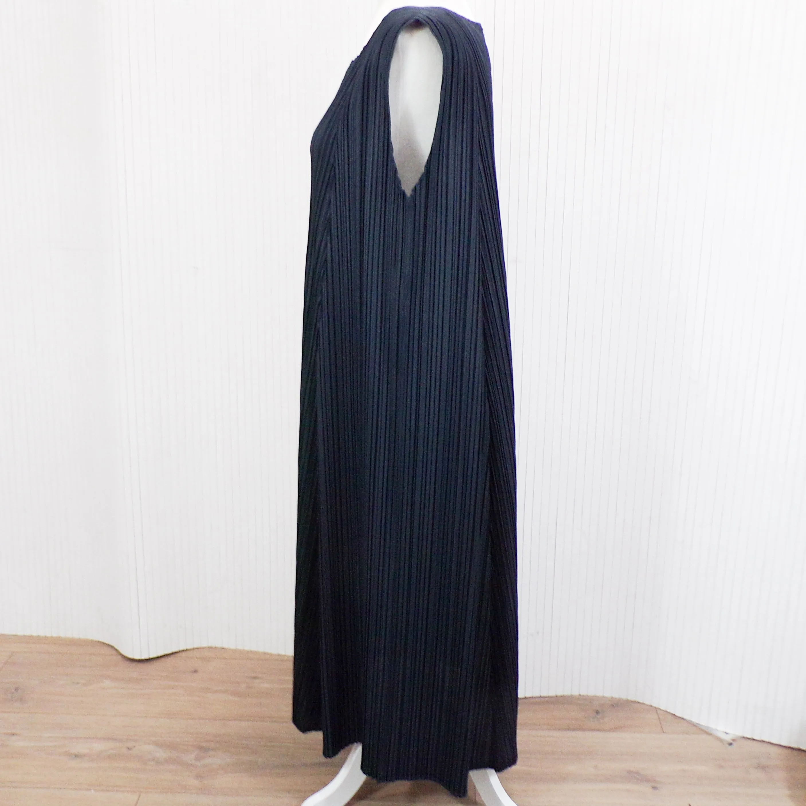 Pleats Please_500 Midnight Plisse Sleeveless Maxi Dress_Sz5 XS/S/M/L/XL