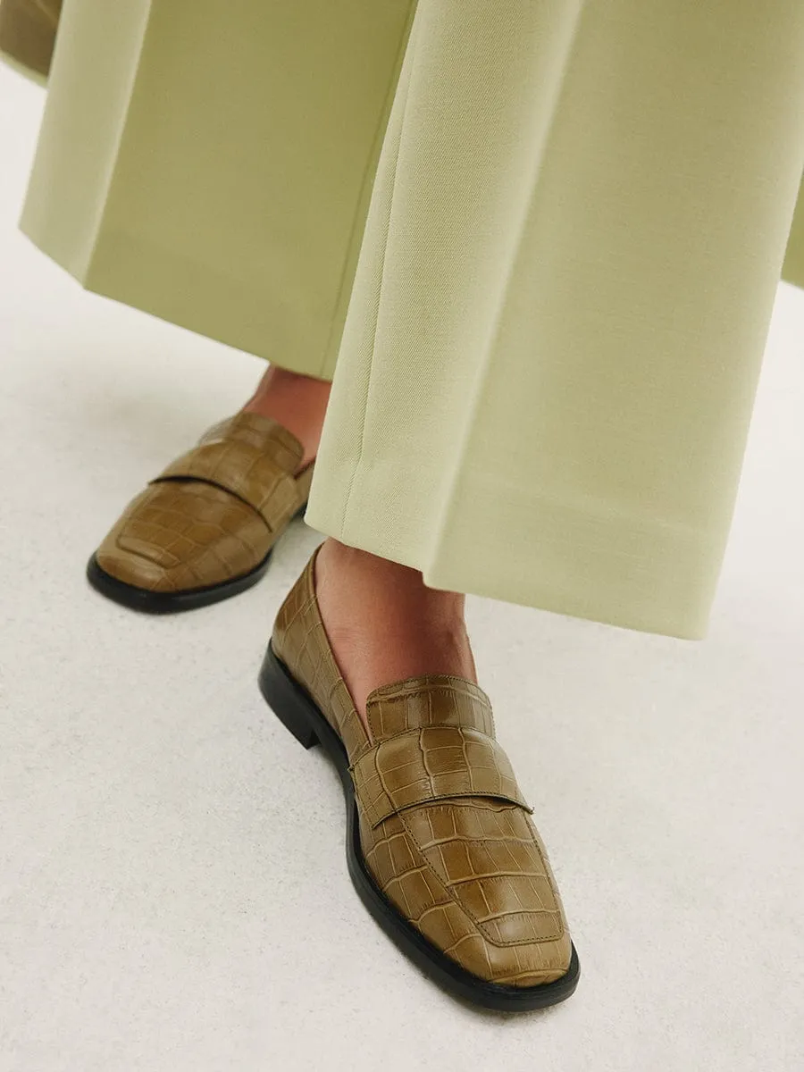 Sada Olive Loafer