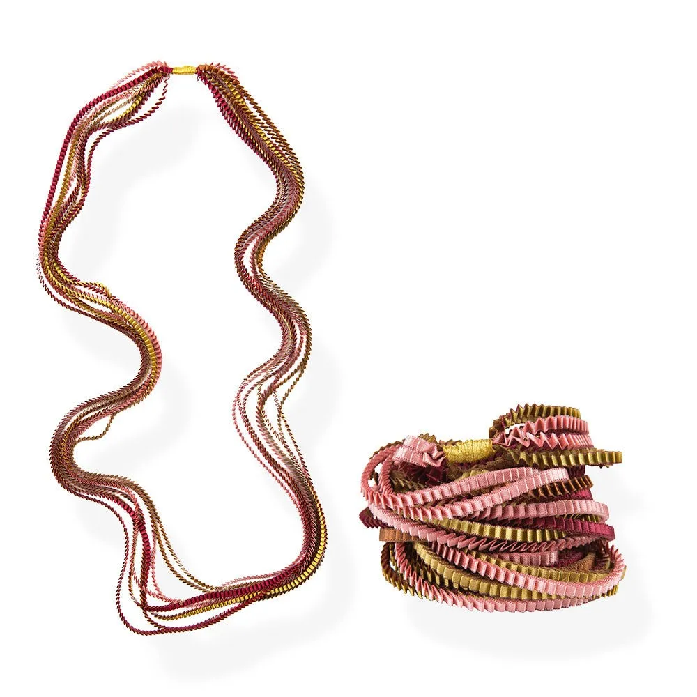 Satin Pleated Necklace Essilp Puce Burgundy Gold K327