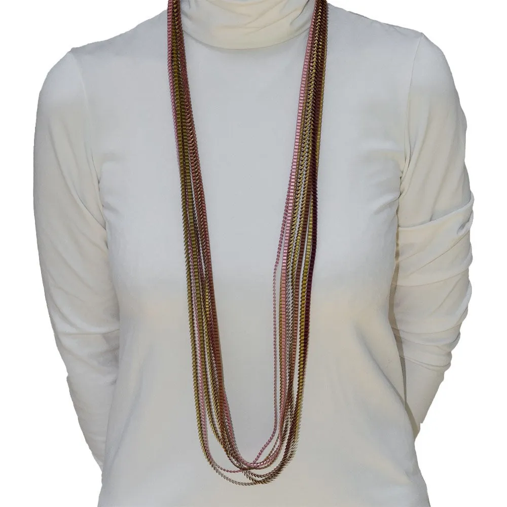 Satin Pleated Necklace Essilp Puce Burgundy Gold K327