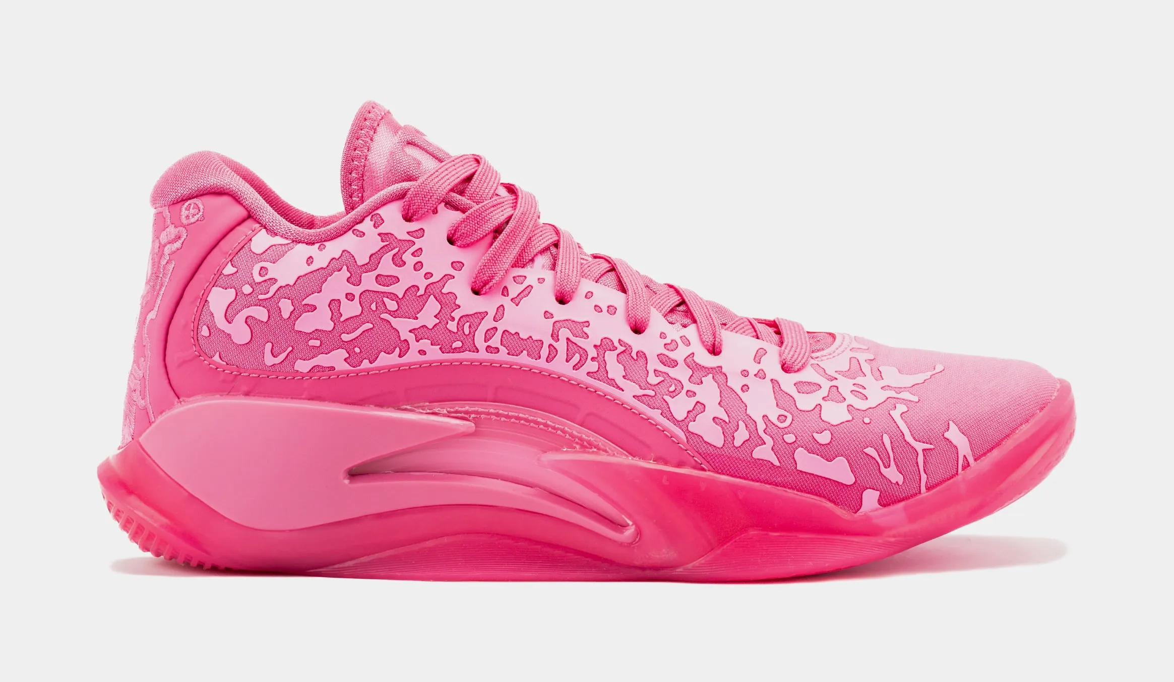 Zion 3 Grade School Basketball Shoes (Pink)